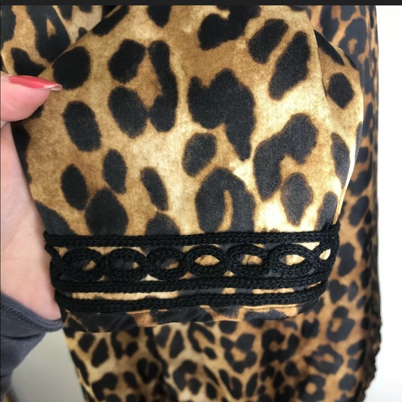 Jones New York Leopard Top 3/4 Sleeves Sz. PL - Picture 5 of 10